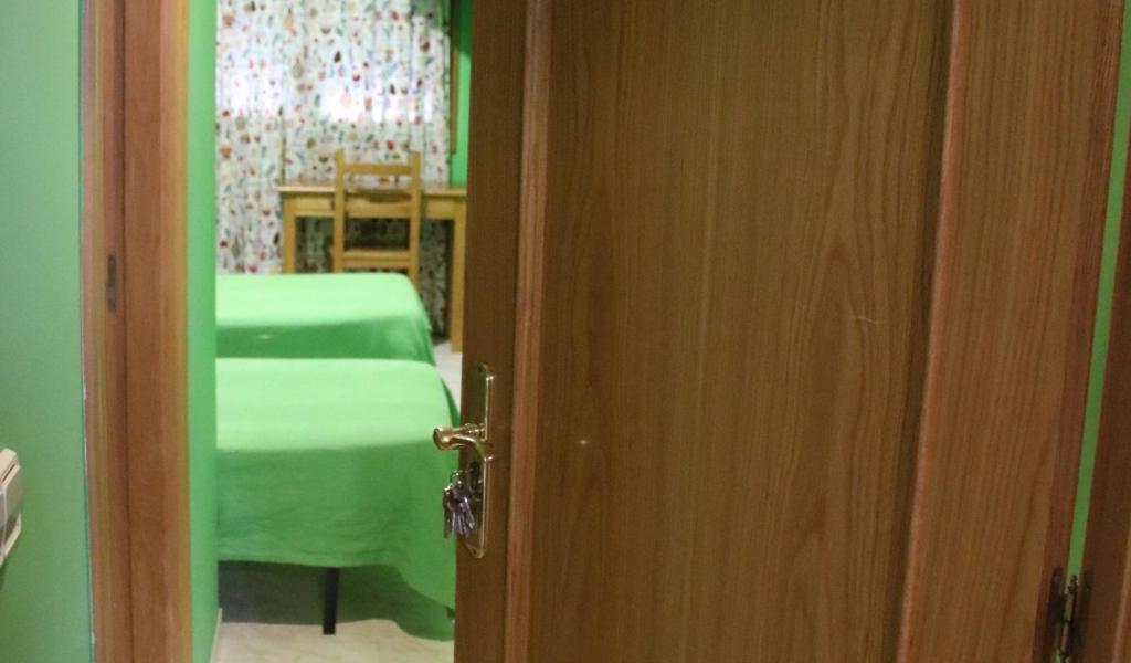 Hostal Burgales Milagro 外观 照片